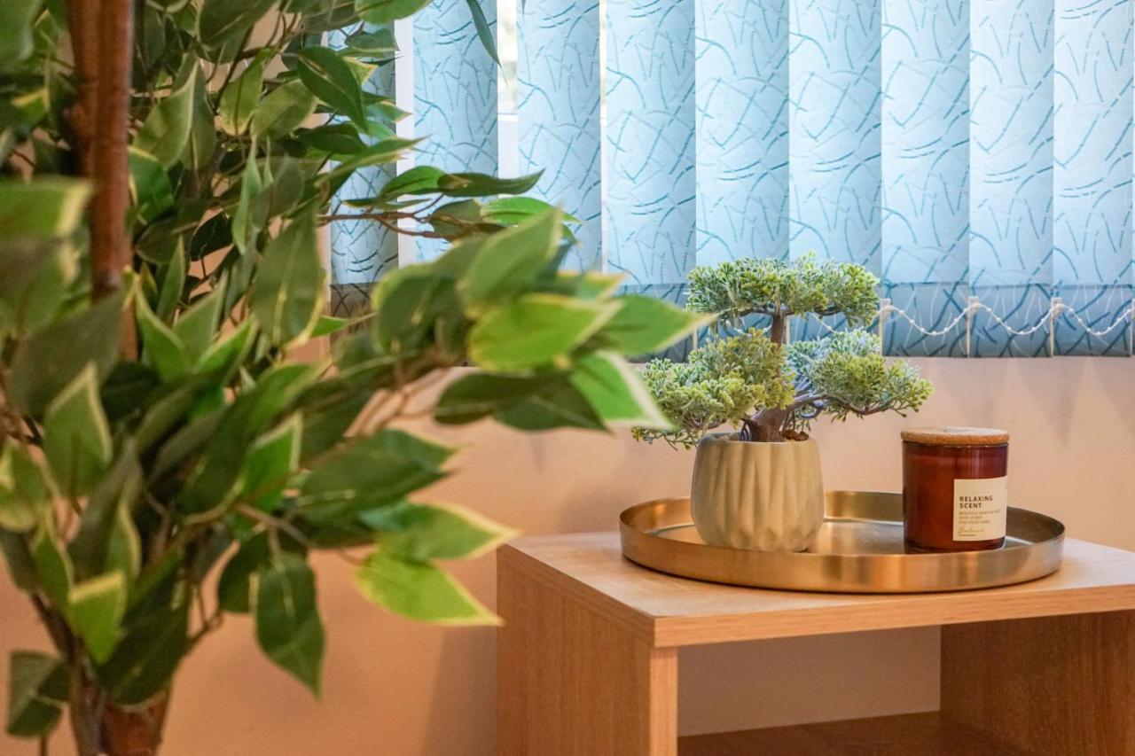 Apartament Comfortable 2br Urban Getaway In Center
