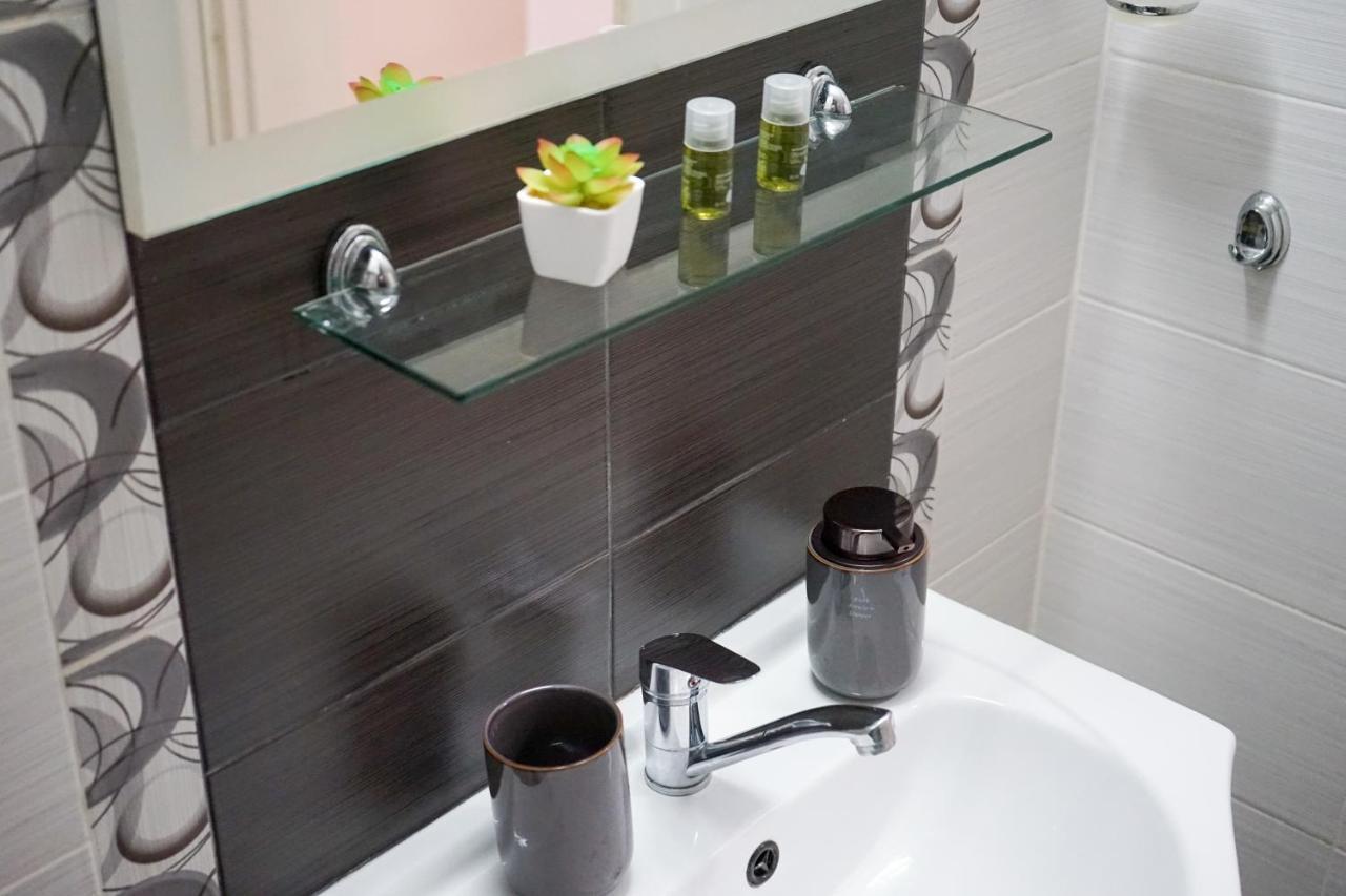 Comfortable 2br Urban Getaway In Center Apartament *