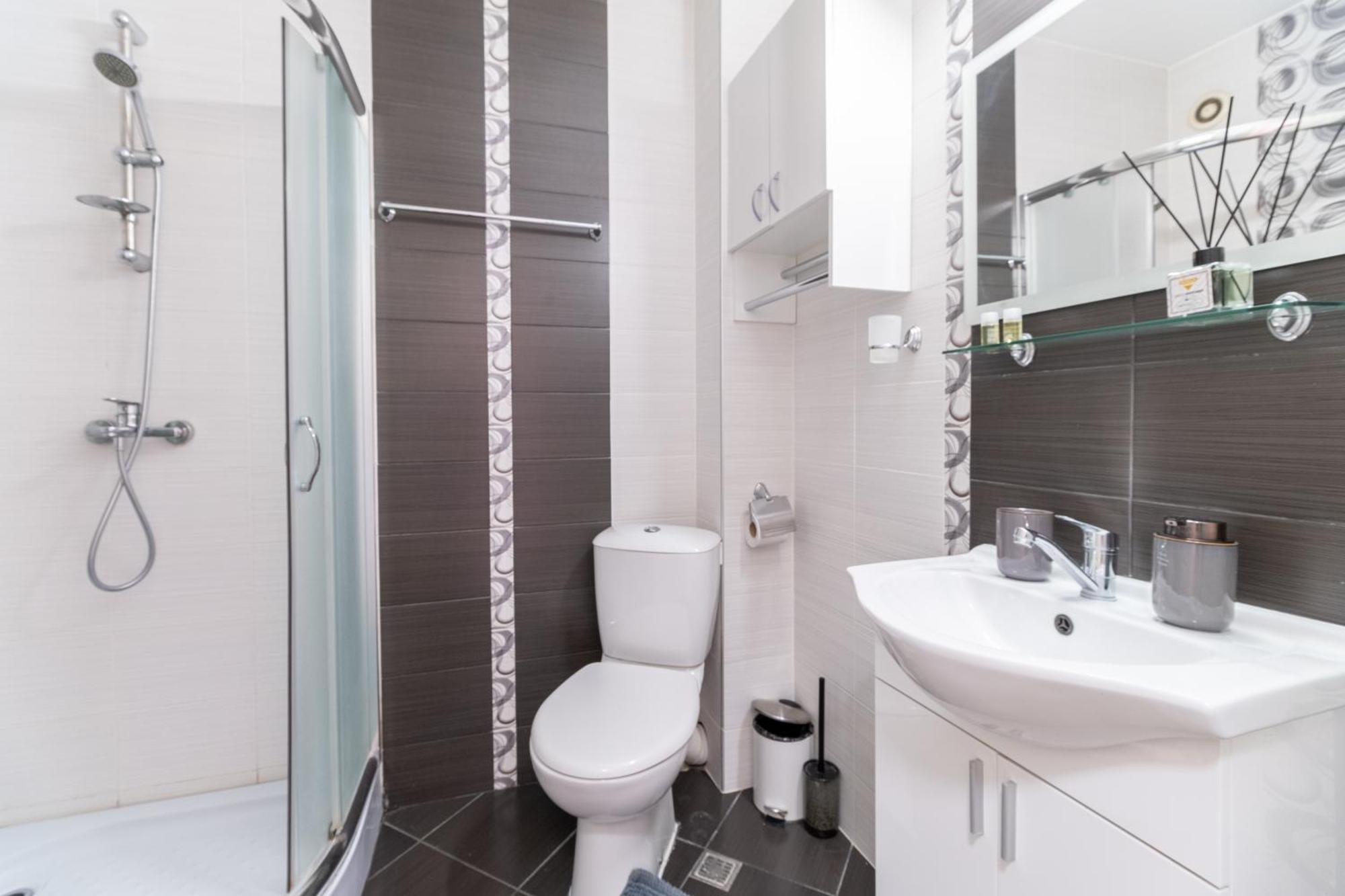 Comfortable 2br Urban Getaway In Center *