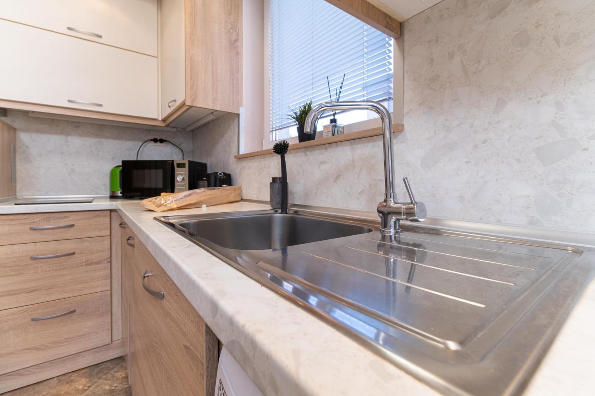 Comfortable 2br Urban Getaway In Center *